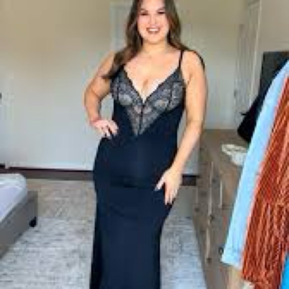 Popilush Built-In Shapewear Sexy Lace Slip Split Maxi Dress NWT size medium - Picture 2 of 5
